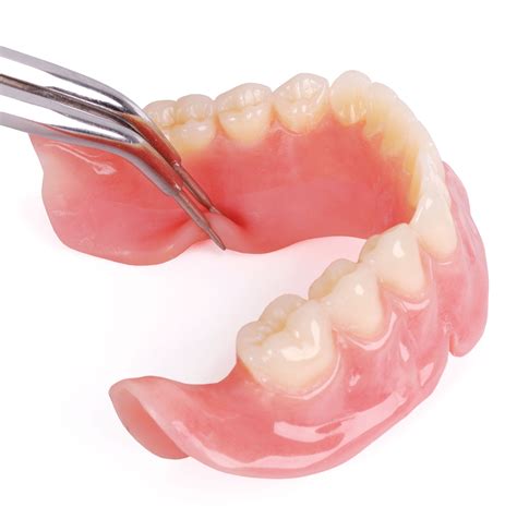 Акриловый протез зубов