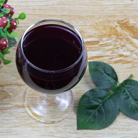 Вино из жимолости в домашних условиях простой рецепт