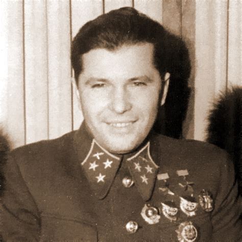 Генерала кравченко 8