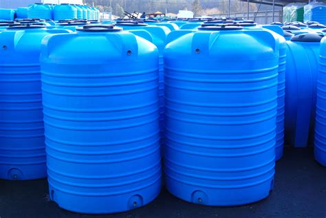 Емкости для воды пластиковые для дачи цена