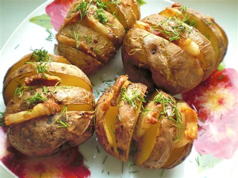 Картошка с салом в фольге в духовке рецепт с фото