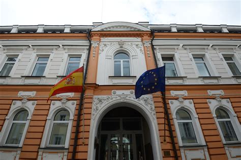Посольство испании в москве официальный сайт