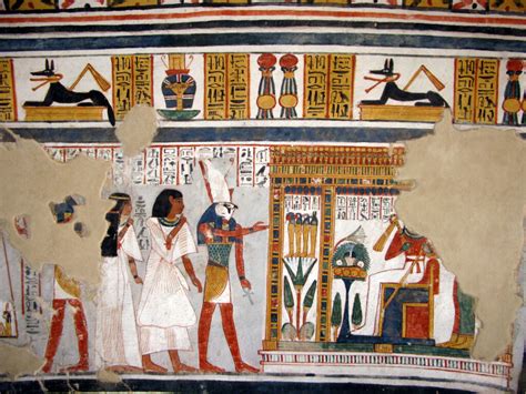 С какой целью египтяне изображали на стенах гробниц самого вельможу