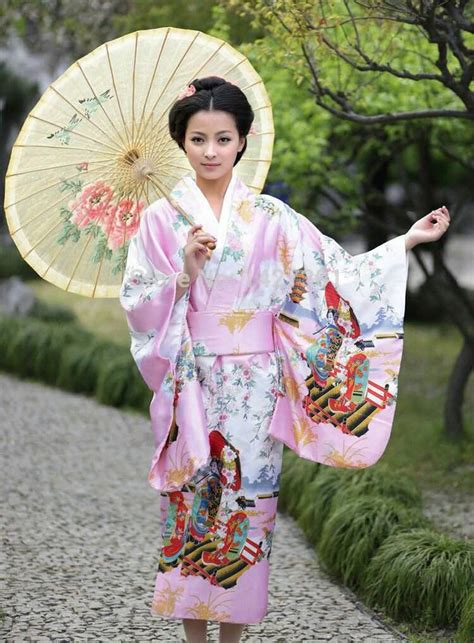 Что такое кимоно