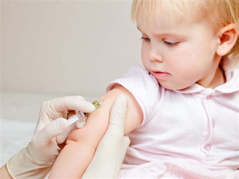 Как называется прививка от кори детям