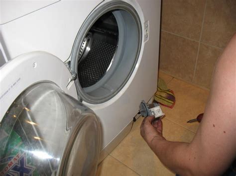 Почему не отжимает стиральная машинка автомат