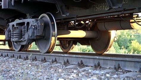 Сколько весит колесо от поезда